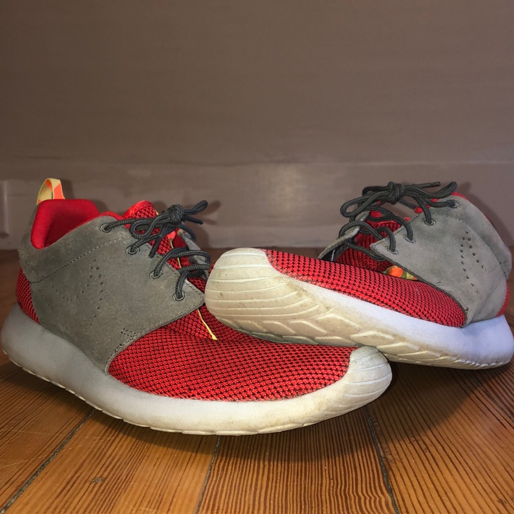 Nike Roshe Shoes